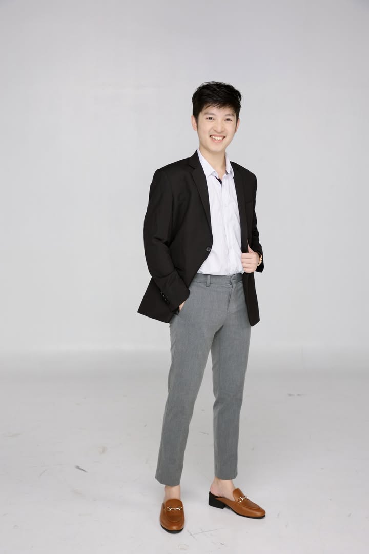 ภาพที่ 1 จากโพสต์ Facebook ที่หมอท๊อปคลินิกเลือกเผยแพร่